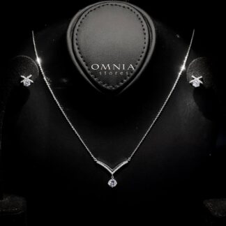 Omnia Aisha White Set in 92.5 Silver with High-Quality Moissanite Stone
