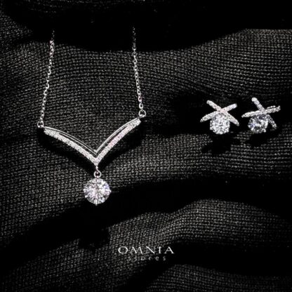 Omnia Aisha White Set in 92.5 Silver with High-Quality Moissanite Stone - Image 5