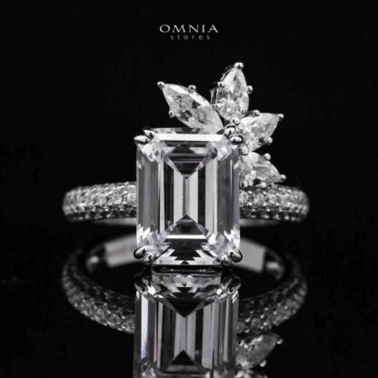Omnia Chams White Ring 92.5 Silver High Quality Simulated diamonds