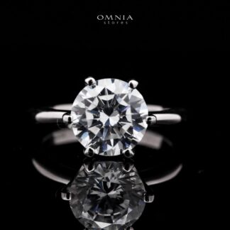Omnia Lama Ring 92.5 Silver in High Quality Simulated Diamonds