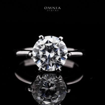 Omnia Lama Ring 92.5 Silver in High Quality Simulated Diamonds