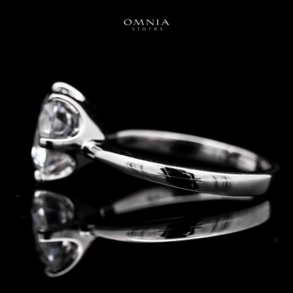 Omnia Lama Ring 92.5 Silver in High Quality Simulated Diamonds - Image 2
