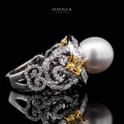 Omnia Roya Ring 92.5 Silver in High Quality Simulated Diamonds - Image 3