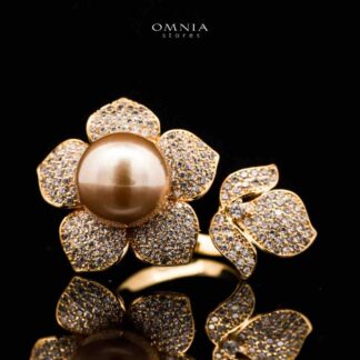 Omnia Ruba Golden Pearl Ring in High Quality Copper Rhodium Plated