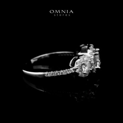 Omnia Fawzia White Ring 92.5 Silver Certified in High Quality Moissanite Stone - Image 2