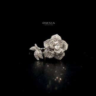 omnia Bella Floral Ring In 92.5 Silver with High Quality Simulated Diamonds
