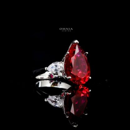 Omnia Carima Red Ring 2.00 Carat in 92.5 Silver High Quality Simulated Diamonds - Image 3