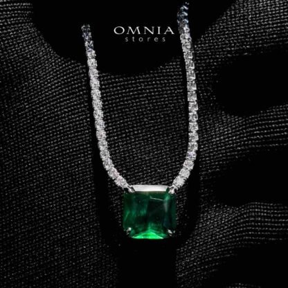 Omnia Bettina Green Necklace 925 Silver in High Quality Simulated Diamonds
