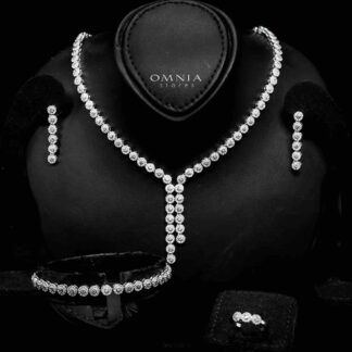 Omnia Fida White High-Quality Simulated Diamonds Rhodium Plated