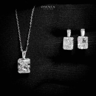 Omnia Heba White Necklace and Earrings Set in 925 Silver with High-Quality Ice Cut Stones