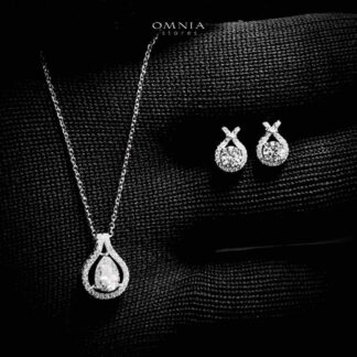 Omnia Shaqraa Silver Necklace and Earrings Set in 925 Silver with High-Quality White Ice Cut Stones