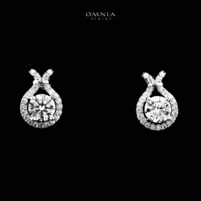 Omnia Shaqraa Silver Necklace and Earrings Set in 925 Silver with High-Quality White Ice Cut Stones - Image 3