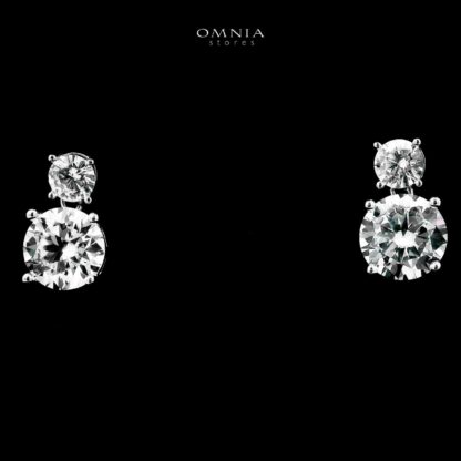 Omnia Luwaina Silver Stud Earrings in 925 Silver with High-Quality White Moissanite Stones - Image 2