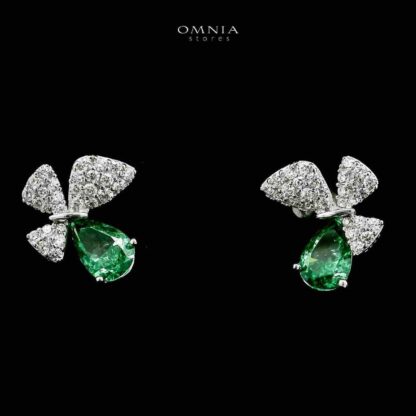 Omnia Nardeen Silver Butterfly Necklace and Earrings Set in 925 Silver with High-Quality Green Ice Cut Stones - Image 4