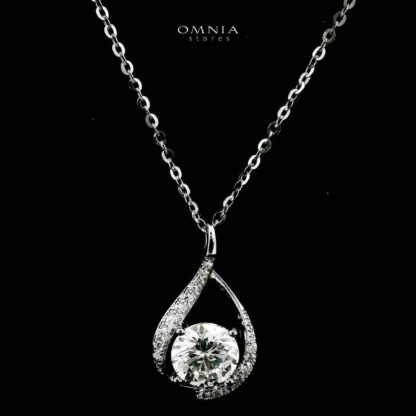 Omnia Jawza Silver Teardrop Necklace and Earrings Set in 925 Silver with High-Quality White Moissanite Stones - Image 3