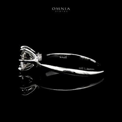 Omnia Areeba Silver Classic Ring in 925 Silver with High-Quality White Moissanite Stones - Image 3
