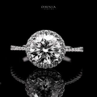 Omnia Nerina Classic Design Silver Ring 925 Silver in GRA Certified High Quality White Moissanite Stone