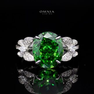 Omnia Maysun Ring In 925 Silver High Quality Green Simulated Diamonds