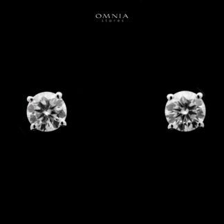 Omnia Khitam Silver Classic Stud Earrings 925 Silver in GRA Certifited High Quality White Moissanite Stones