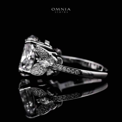 Omnia Maysun Pure White Ring in 925 Silver with High Quality Simulated Diamonds - Image 2