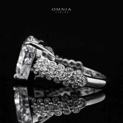 Omnia Eftal White 6.0 Carat Ring 92.5 Silver High Quality Simulated diamonds - Image 2