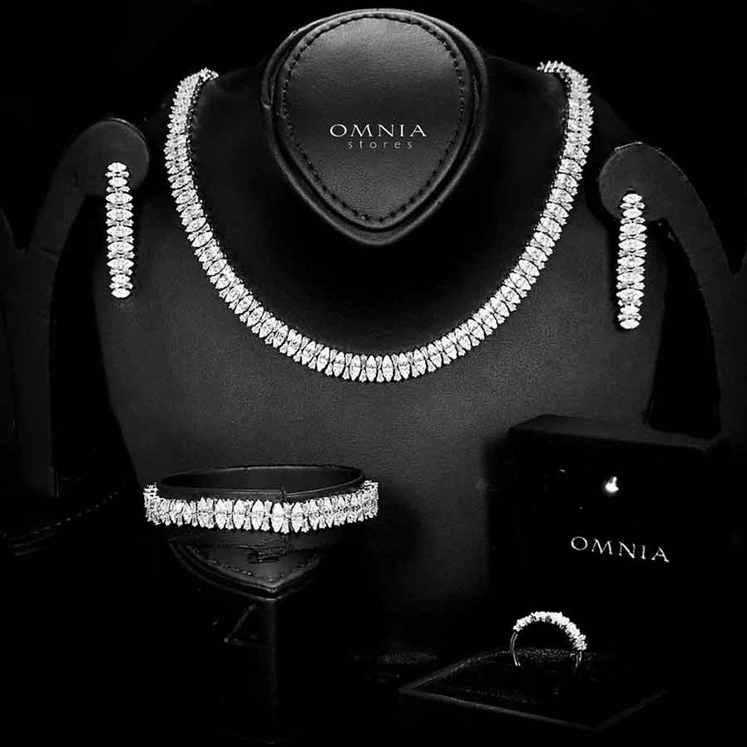 Omnia Manahil White Luxury Bridal Full Set in High Quality Zircon Stone Rhodium Plated (16cm only available in KSA)
