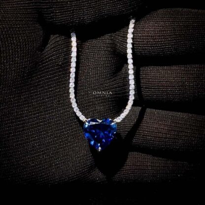 Omnia Heart Blue Necklace 925 Silver in High Quality Simulated Diamonds