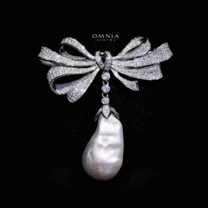 Omnia Yasmeen Fresh Real Water Pearl brooch in 92.5 Silver High Quality Simulated diamonds