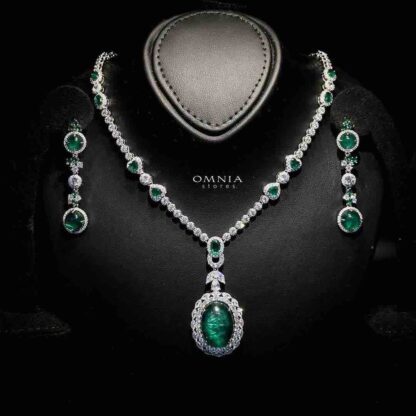 Omnia Victoria Green Necklace and Earring Set in 92.5 Silver with High Quality Simulated Diamonds