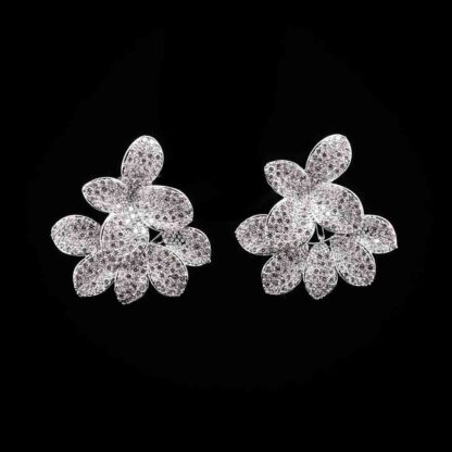 Omnia White Blossom Earrings with High-Quality Zircon Stones in Rhodium Plated