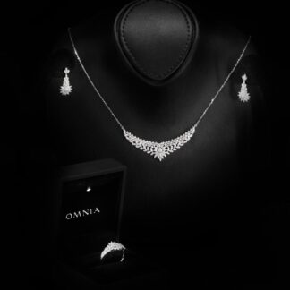 Omnia Rawiya White Necklace, Earrings and Ring Set in 925 Silver with High Quality Simulated Diamonds