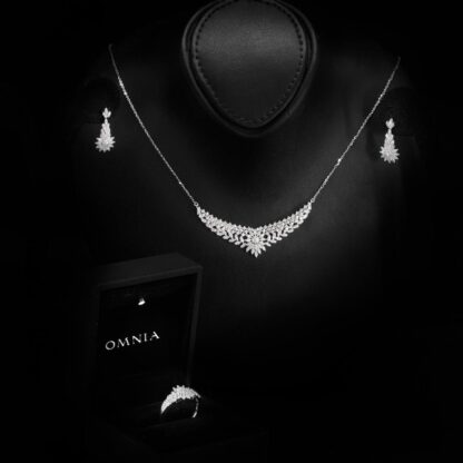 Omnia Rawiya White Necklace, Earrings and Ring Set in 925 Silver with High Quality Simulated Diamonds