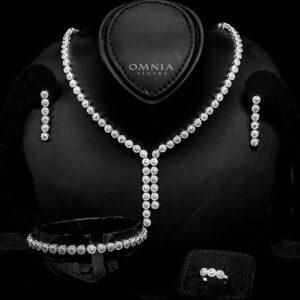 Omnia Fida White High-Quality Simulated Diamonds Rhodium Plated