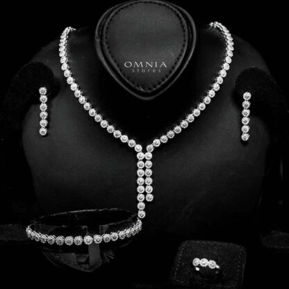 Omnia Fida White High-Quality Simulated Diamonds Rhodium Plated