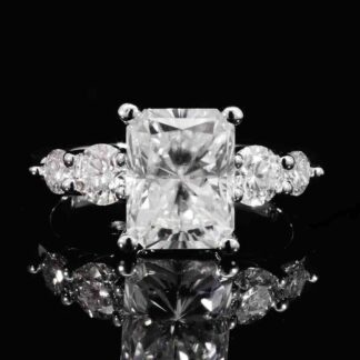 Omnia Hanifa White Ring 92.5 Silver Certified in High Quality Moissanite Stone