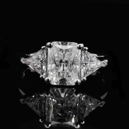 Omnia Ghazal White Ring 92.5 Silver Certified in High Quality Moissanite Stone