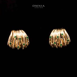 Omnia Dhuriyyah Golden Spiral Stud Earrings in 925 Silver with High-Quality Green Simulated Diamonds