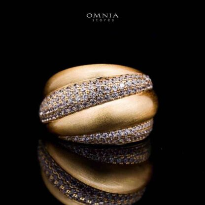 Omnia Haifaa Golden Ring in 925 Silver with High-Quality White Simulated Diamonds