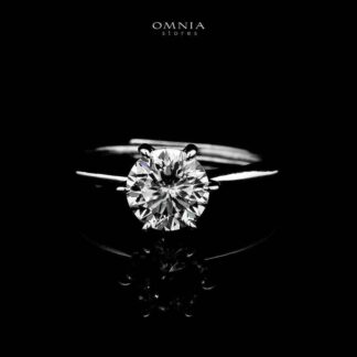 Omnia Areeba Silver Classic Ring in 925 Silver with High-Quality White Moissanite Stones