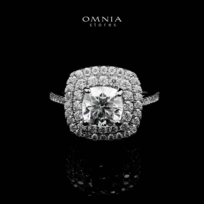 Omnia Fakhriyya White Ring 92.5 Silver Certified in High Quality Moissanite Stone