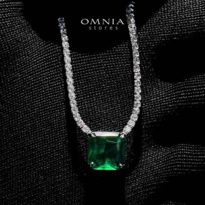 Omnia Bettina Green Necklace 925 Silver in High Quality Simulated Diamonds