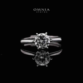 Omnia Mariam White Ring 92.5 Silver in High Quality Iced Cut Stone
