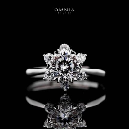 Omnia Silver Star Flower Ring in 92.5 Silver with High Quality Moissanite Stone