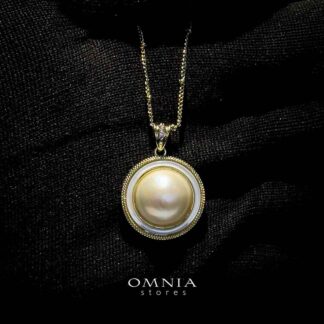 Omnia Leona White Mabel Pearl Classic Pendant Necklace with Textured Beaded Frame in Brass with Gold Plated Finish