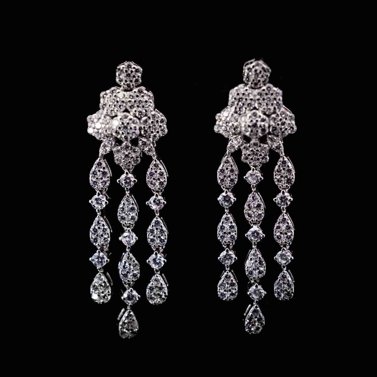 Omnia Khairiya White Bridal Full Set in 925 Silver High Quality Simulated Diamonds - Image 3