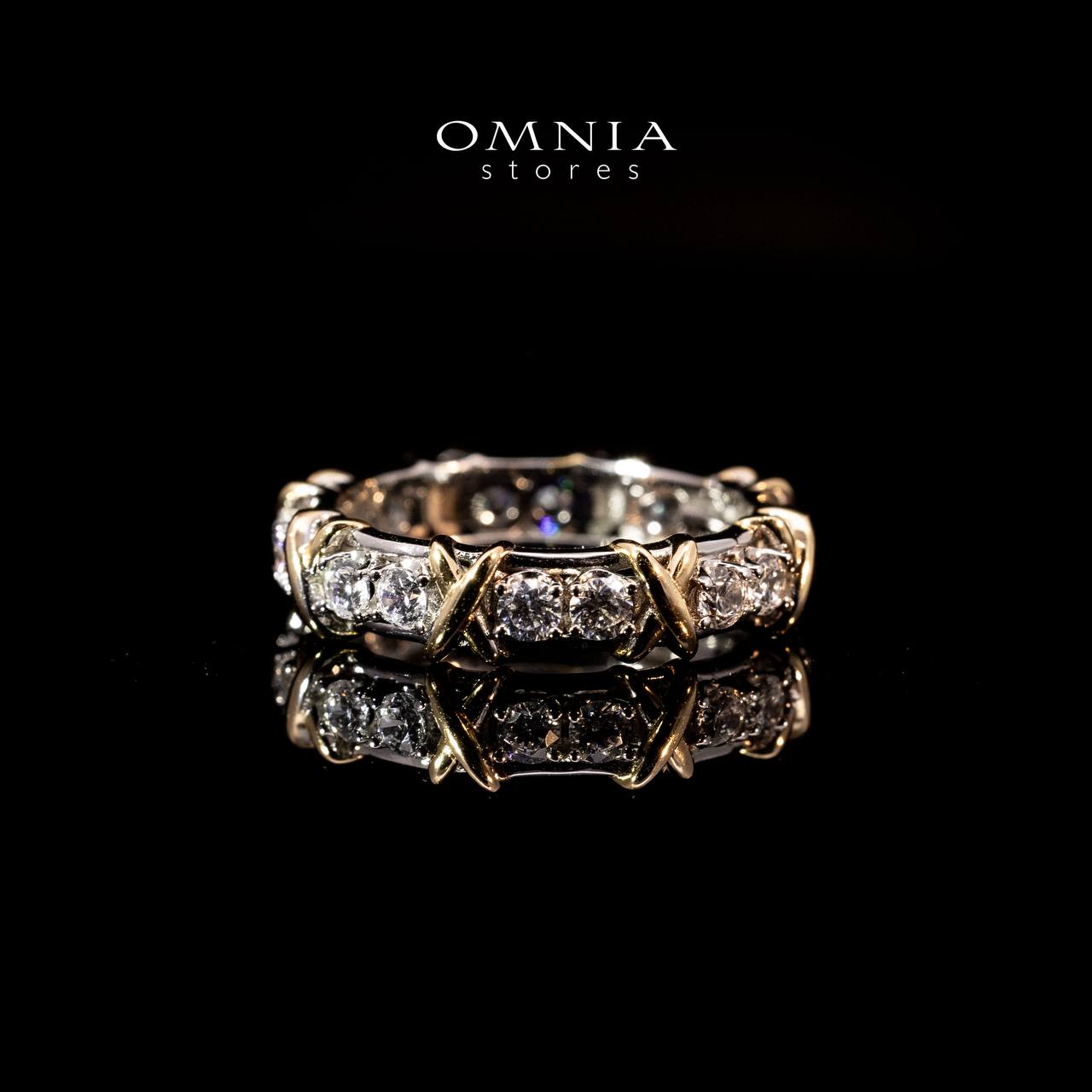 Omnia Aasima White and Glod Ring In 925 Silver High Quality Certified Lab Crafted Round Cut Stones 1.1Ct