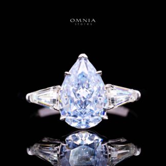 Omnia Jumanah Blue and White Silver Ring In 925 Silver High Quality Certified Lab Crafted Stones