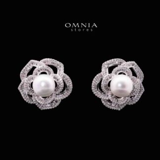 Omnia Almaz Flower Fresh Water Pearl SilverStud Earrings with 925 Silver High Quality Simulated Diamonds Stones