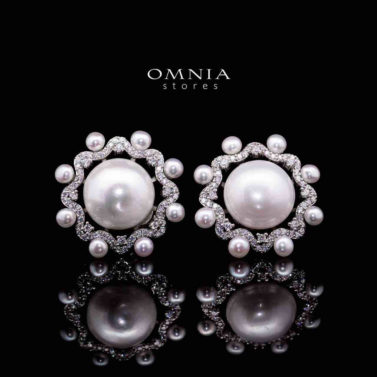 Omnia Aakifah White Fresh Water Pearl Silver Clip Earrings in 925 Silver In High Quality Simulated Diamonds