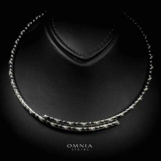 Omnia Shiza Silver Necklace with Chevron Design in 925 Silver and High-Quality Simulated Diamonds